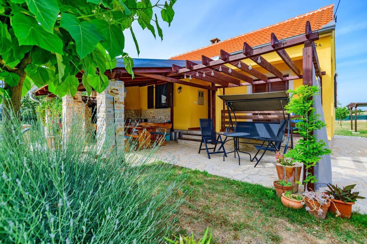 Вилла Sunny House Smokovic Экстерьер фото